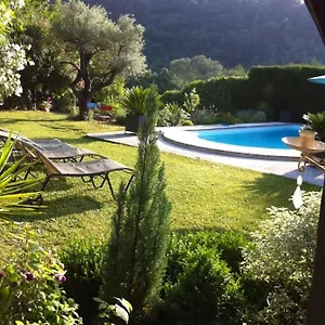 Abeille Couette-café Vence